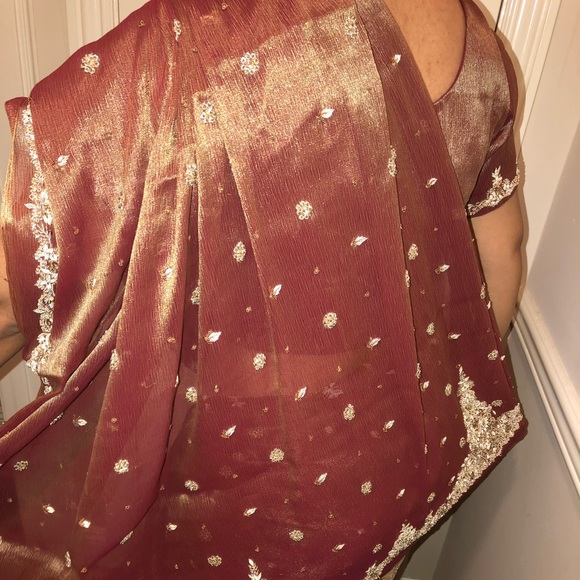 Red Gold Sari From Mumbai, India 🇮🇳 Like New! - Picture 5 of 7